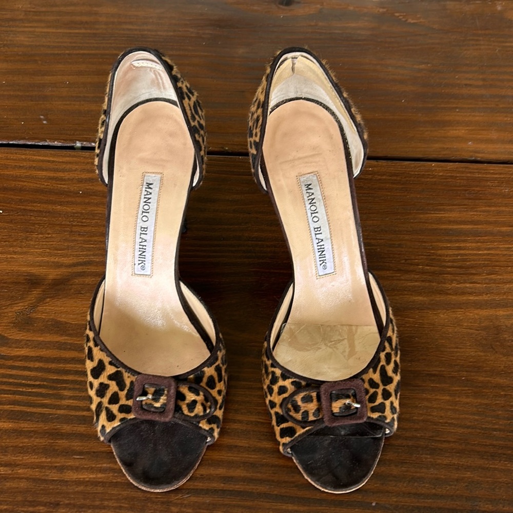 Manolo Blahnik Leopard Heels 👠